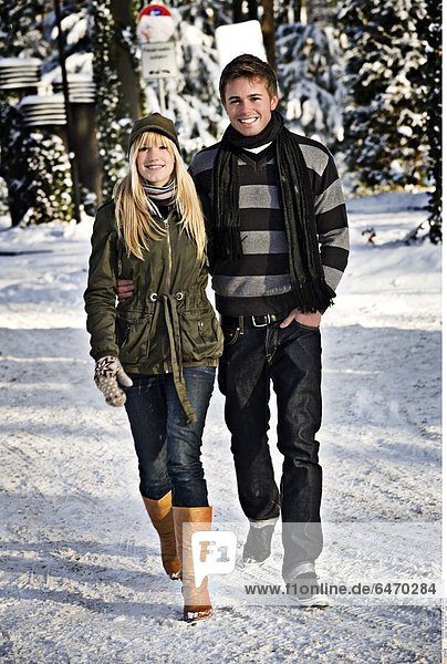 Paar im Winter *** Local Caption ***