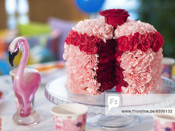 Blume Kuchen pink Tisch