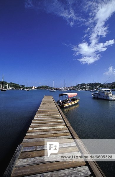 Fischereihafen Fischerhafen Boot