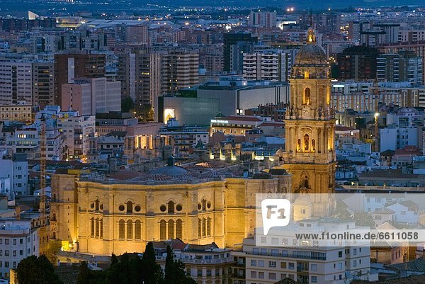 über Großstadt Turm Kathedrale Malaga