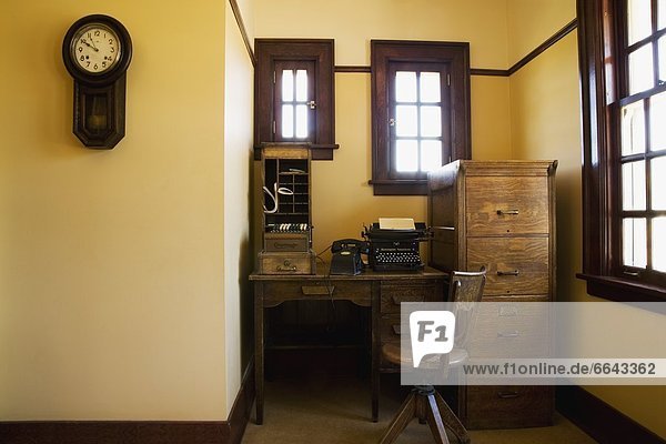 Old-Fashioned Office