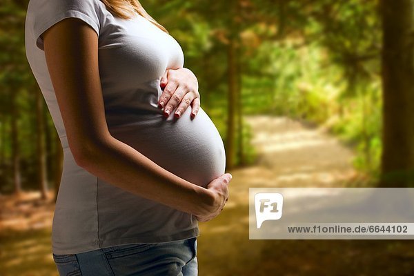 Frau  Weg  Schwangerschaft