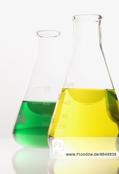 Farbaufnahme  Farbe  Glas  Lösung  2  Flasche