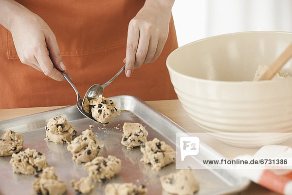 Woman preparing cookies