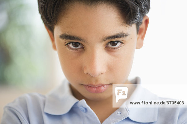 Portrait  Zorn  Junge - Person  12-13 Jahre  12 bis 13 Jahre