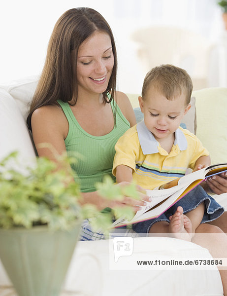 Mutter - Mensch  Baby  vorlesen