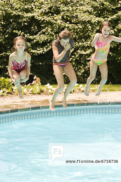 springen Schwimmbad Mädchen