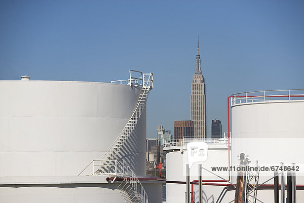 USA  New York State  New York City  Oil processing plant