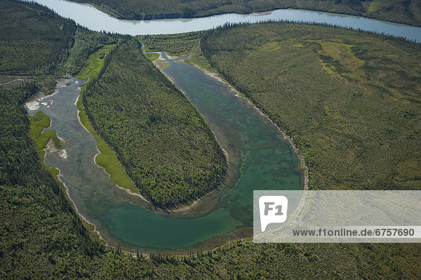 Aerial view of South Nahanni River  Nahanni National Park  Northwest Territories