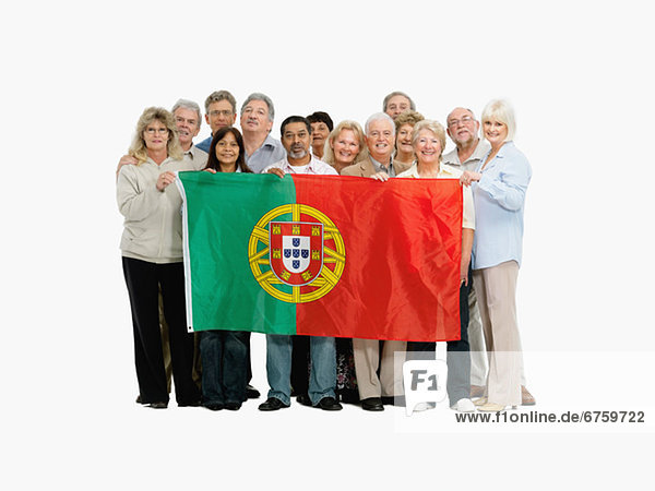 Mensch  Menschen  Menschengruppe  Menschengruppen  Gruppe  Gruppen  halten  Fahne  portugiesisch