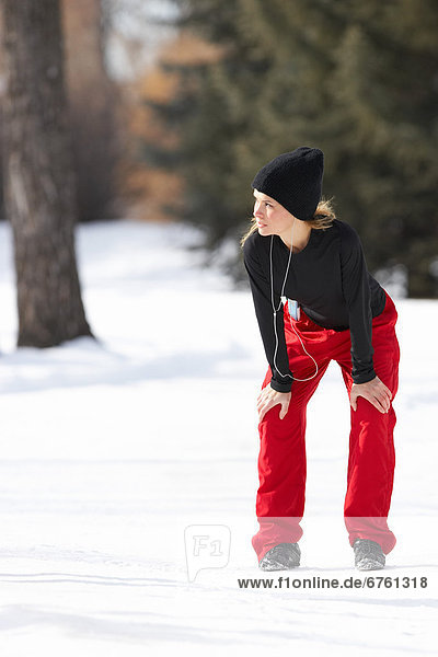 Frau  Winter  nehmen  joggen  jung  Alberta  Pause  Calgary