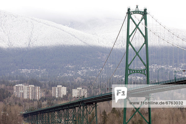 Berg  Küste  Brücke  Eingang  bedecken  British Columbia  North Shore  Schnee  Vancouver