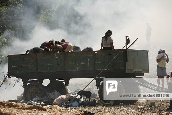 stehend  verbrennen  Mensch  Menschen  Nicaragua  Abfall