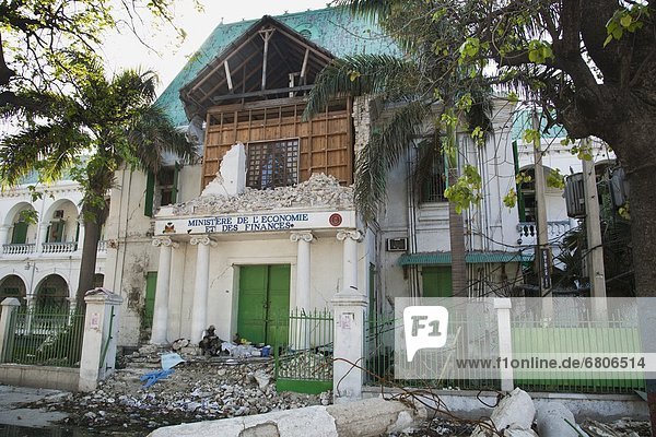 The Building Of Ministère De L'économie Et Des Finances After The Earthquake  Port-Au-Prince  Haiti