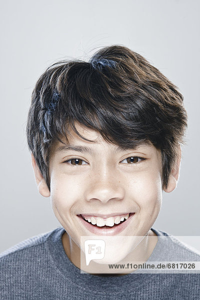 Portrait  Junge - Person  12-13 Jahre  12 bis 13 Jahre