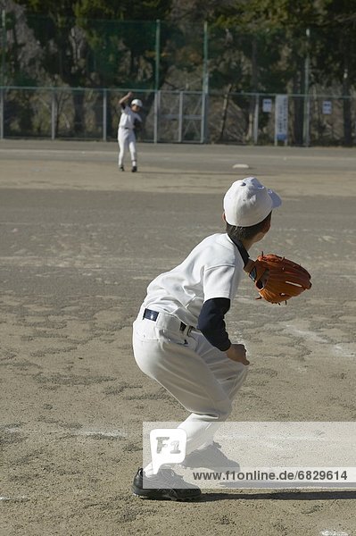 werfen  Junge - Person  Baseball  Ball Spielzeug