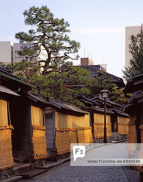 Nagamachi samurai houses  Kanazawa city  Ishikawa Prefecture  Honshu  Japan