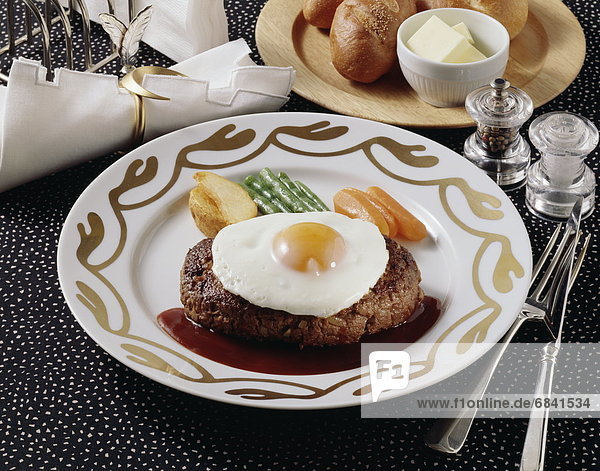 Hamburger Stake with Eggs Sunny-side Up