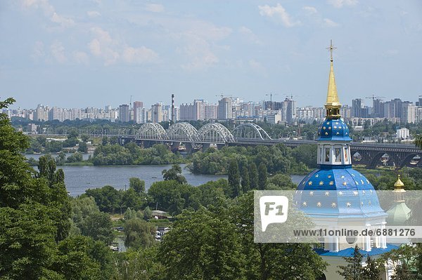Kiew  Hauptstadt  Europa  sehen  über  Fluss  Nachbarschaft  Zimmer  Ukraine
