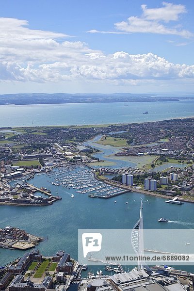 Europa  sehen  Großbritannien  Kai  Ansicht  Portsmouth  Solent  Luftbild  Fernsehantenne  England  Hampshire  Spinnaker