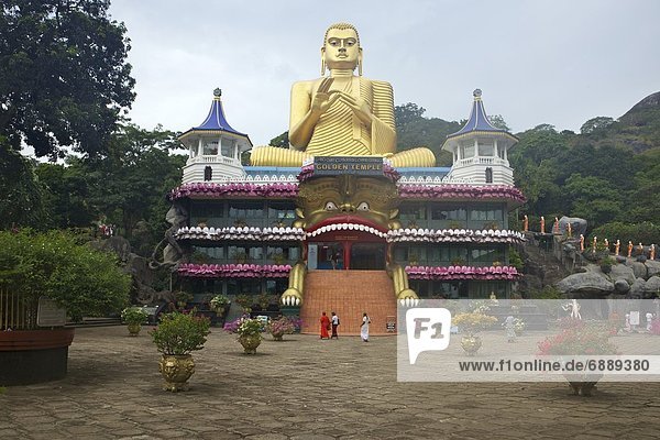 Golden Temple of Dambulla  UNESCO  World Heritage Site  Sri Lanka  Asia