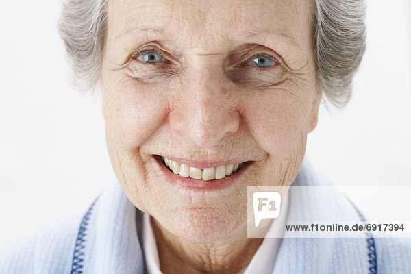 Porträt des älteren Lächelnde Frau