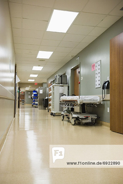 Krankenzimmer  Korridor  Korridore  Flur  Flure  Krankenhaus