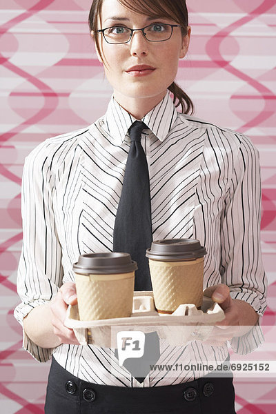 Portrait  Frau  halten  Kaffee