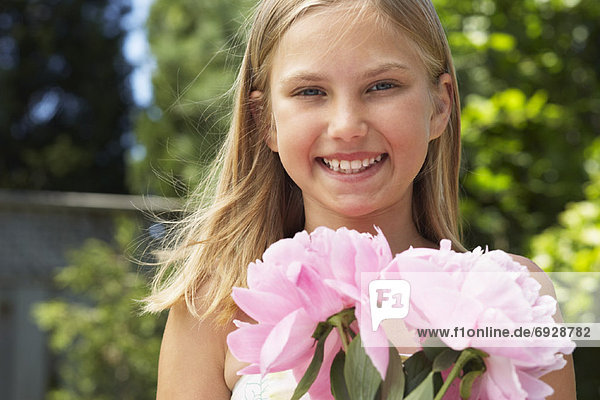 Portrait  Blume  halten  Mädchen