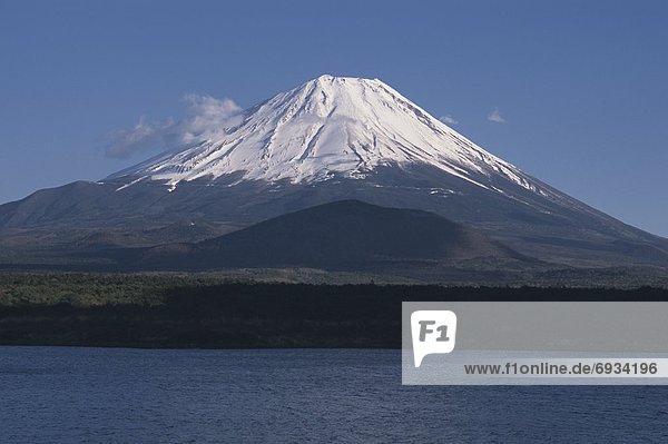 Mount Fuji  Yamanashi Prefecture  Japan.