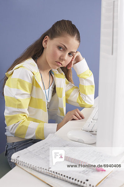 Mädchen mit Computer