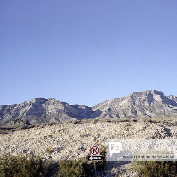 Vereinigte Staaten von Amerika  USA  Felsbrocken  Schutz  Nevada  rot  Zimmer  Schlucht