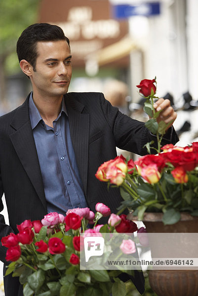 Mann Blume kaufen Laden