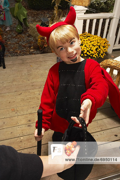 Portrait Junge - Person Kunststück Halloween
