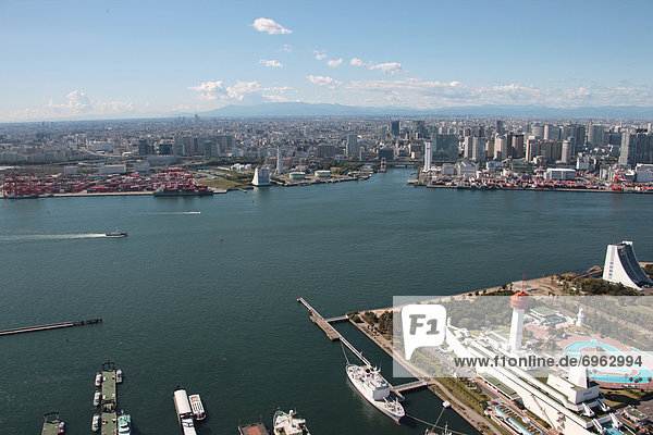 Aerial view of Tokyo bay  Shinagawa ward  Tokyo Prefecture  Honshu  Japan