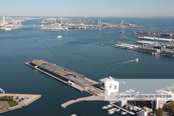 Aerial view of Osanbashi Pier  Yokohama City  Kanagawa Prefecture  Honshu  Japan