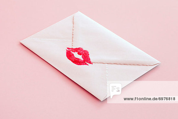 küssen  Briefumschlag  geschlossen