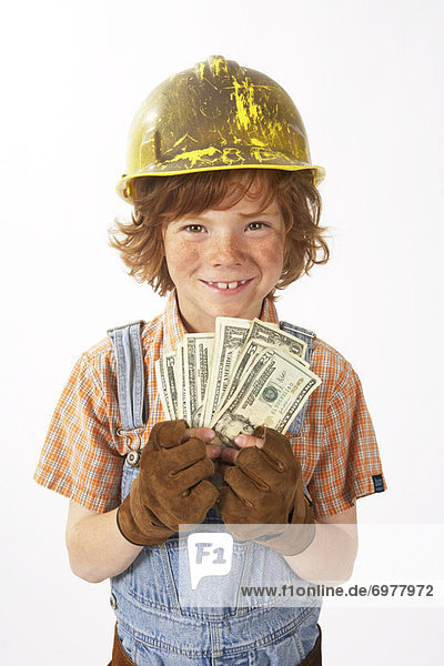 hoch  oben  bauen  Junge - Person  arbeiten  klein  halten  Kleidung  Geld