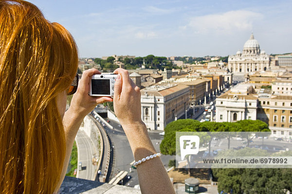 Rom  Hauptstadt  Frau  Fotografie  nehmen  Großstadt  Italien  Latium  Vatikan