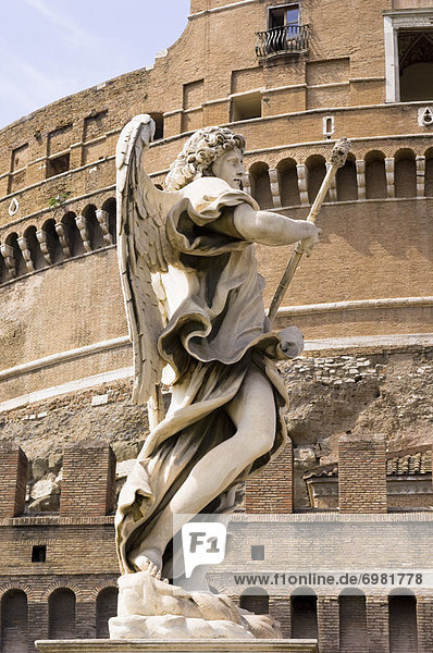 Rom  Hauptstadt  Statue  Engelsburg  Italien  Latium