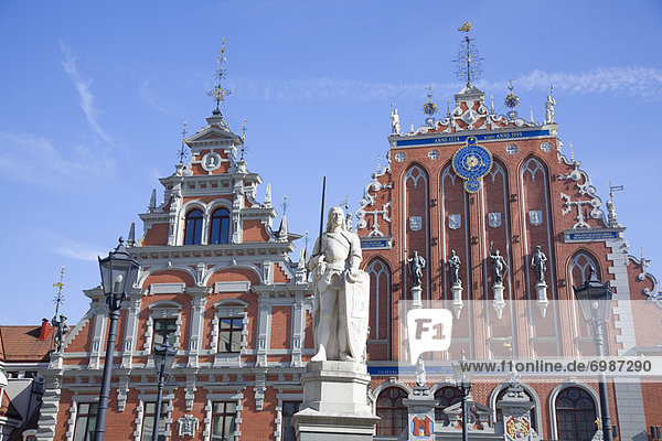 Wohnhaus Statue Altstadt Riga Hauptstadt Lettland Roland