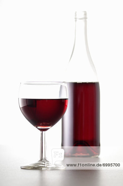 Glas Rotwein Flasche