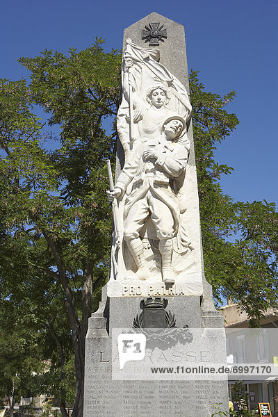 Denkmal  Lagrasse  Aude  Languedoc-Roussillon  Frankreich
