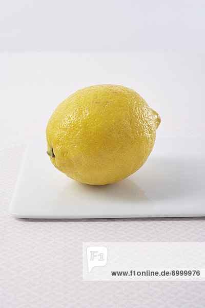 Close-up of Lemon