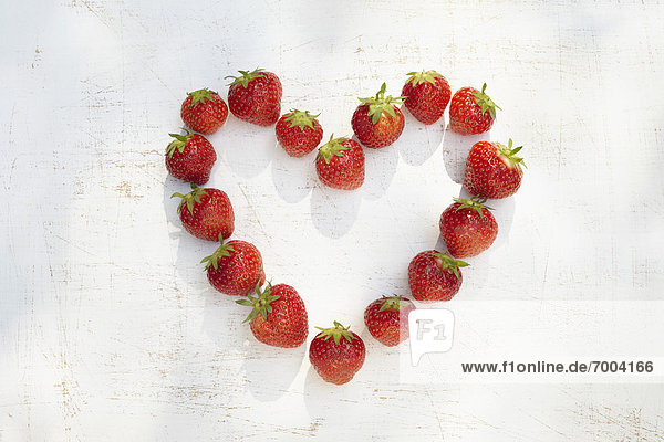 Form  Formen  Erdbeere  herzförmig  Herz