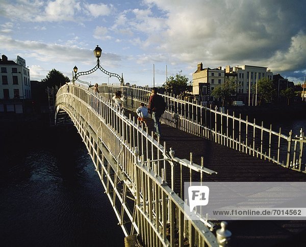 'Ha'penny Bridge  Dublin City  Ireland