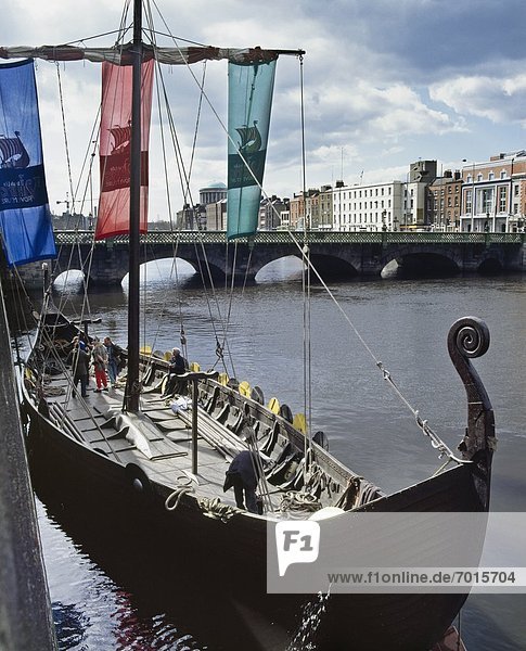 Dublin - Events  Viking Boat  On The River Liffey