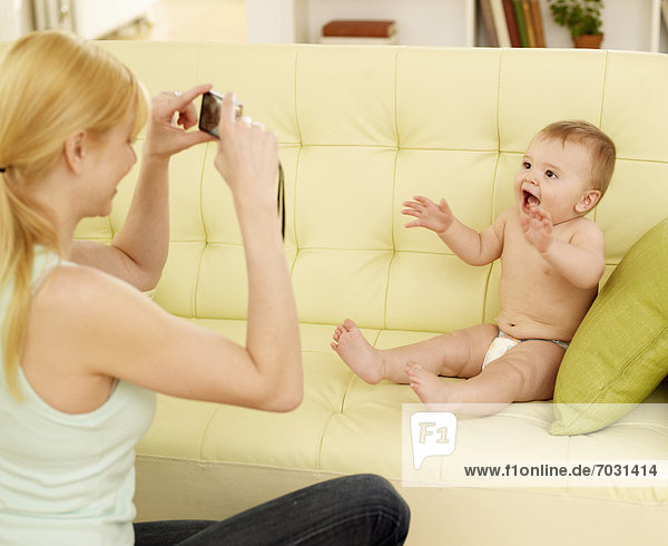 Junge - Person  fotografieren  Mutter - Mensch  Baby