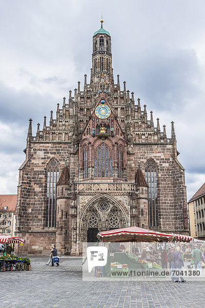 Frauenkirche am Hauptmarkt  Nürnberg  Mittelfranken  Bayern  Deutschland  Europa