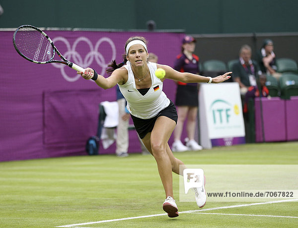 Julia Goerges  GER  AELTC  London 2012  Olympic Tennis Tournament  Olympiade  Wimbledon  London  England  Großbritannien  Europa